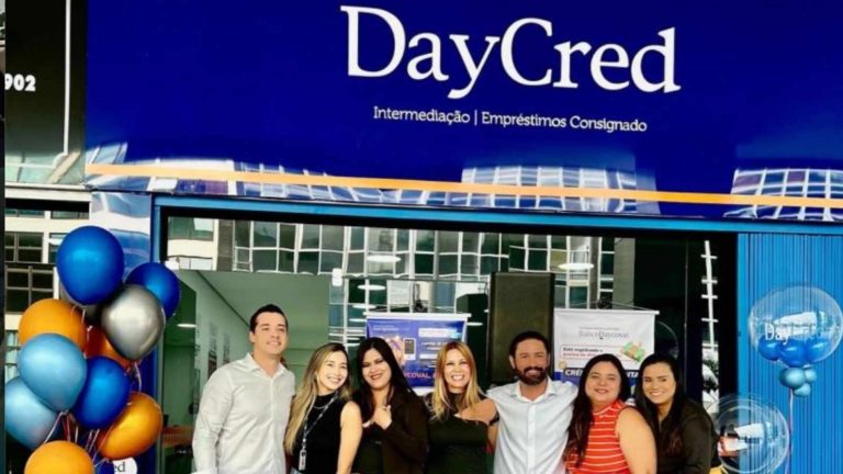 Daycred Tem Vagas Para Consultor De Vendas E Vendedor No Rj 17 Daycred, Loja, Funcionários,