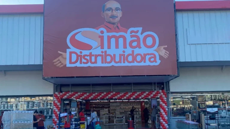 Grupo Simão Possui Vagas Para Operador De Caixa, Estoquista, Repositor Entre Outras Funções No Shopping Uptown 15 Grupo Simão, Loja,