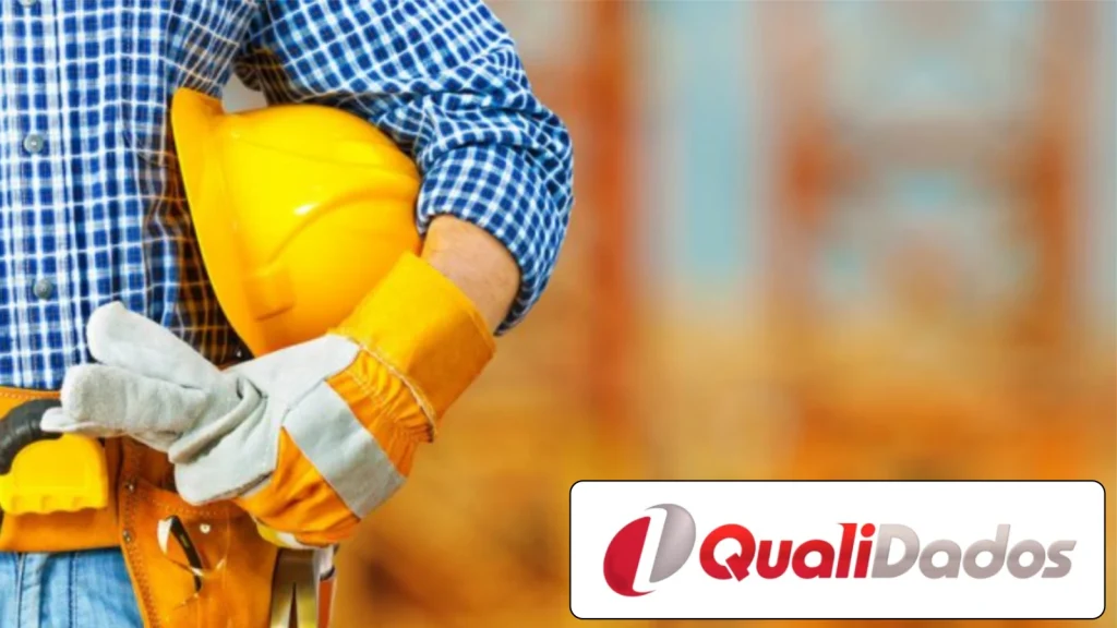 Qualidados Engenharia Tem Vagas Para Técnico De Operação, Fiscal De Campo, Engenheiro E Mais 8 Funções No Rj E Home Office 1 Qualidados Engenharia, Logotipo, Funcionário,