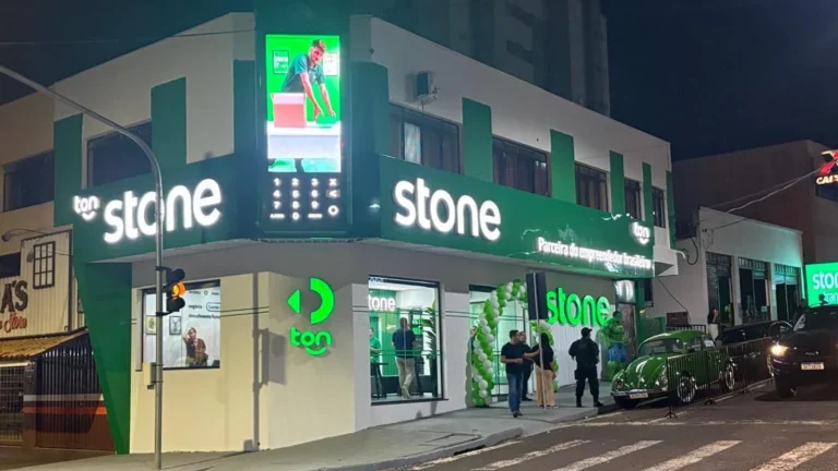 Stone, agência,