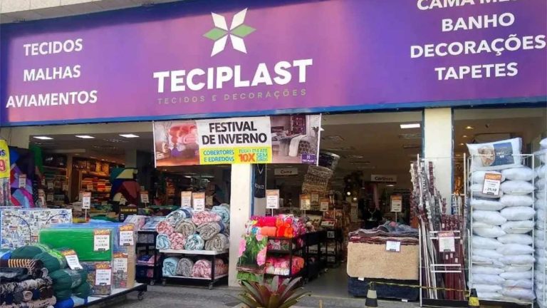 Teciplast Oferece Vagas Para Atendente E Estoquista No Rj 15 Teciplast, Loja, Letreiro, Produtos,