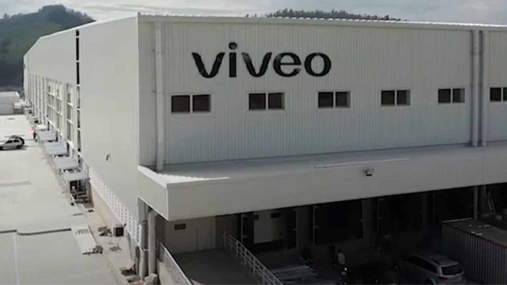 Viveo, Galpão, Sede, Carros, Letreiro,