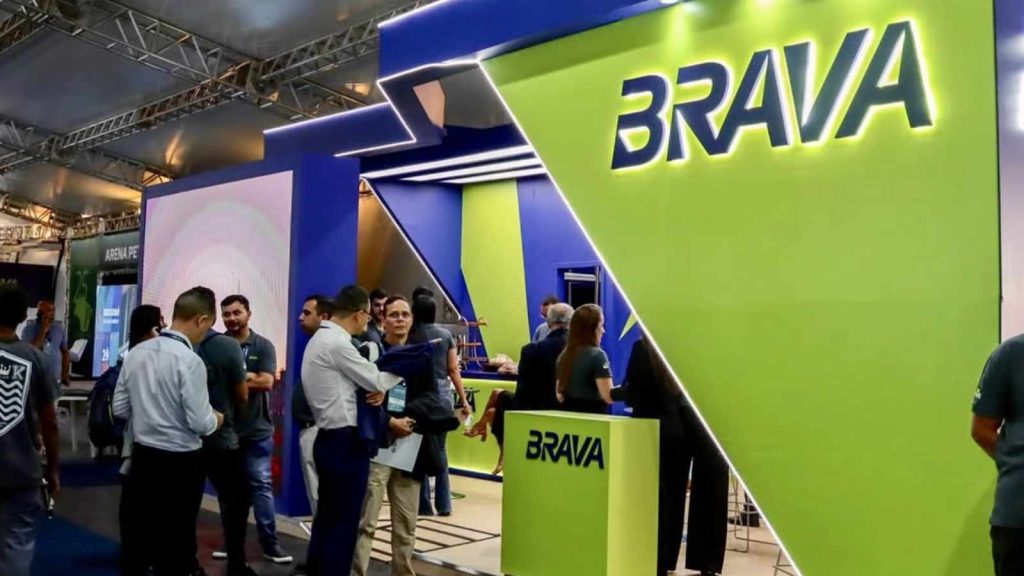 Brava Energia Oferece Vagas Para Especialista De Engenharia, Geólogo, Analista Entre Outros 3 Cargos No Rj 1 Brava Energia, Pessoas, Stand,