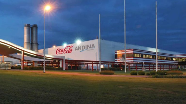 Coca-Cola Tem Vagas Para Ajudante De Entregas, Aprendiz, Repositor E Outras No Rj 16 Vagas