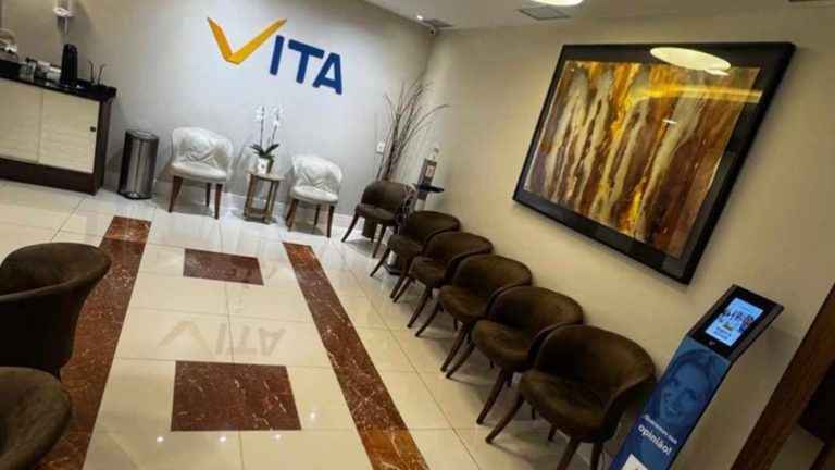 Vita Check-Up Center, Clínica, Assentos, Letreiro,