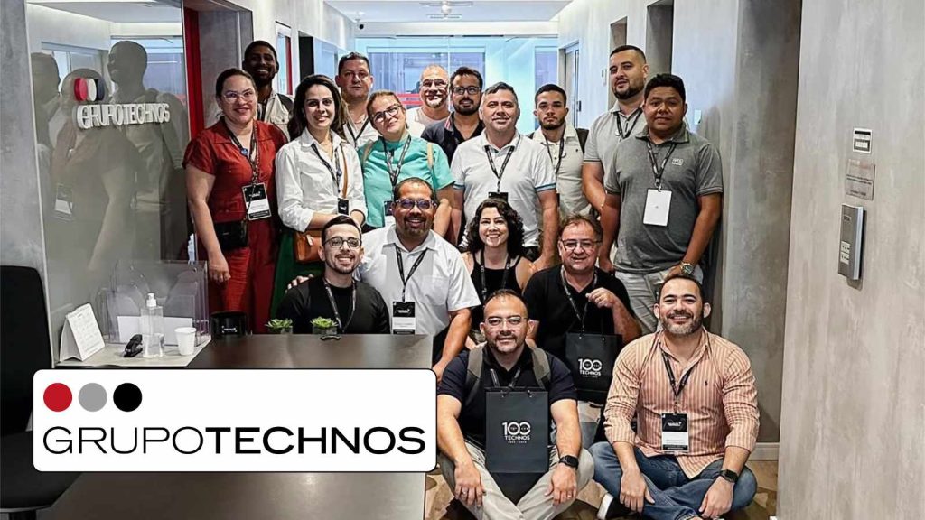 Grupo Technos, Funcionários, Recepção, Logotipo,