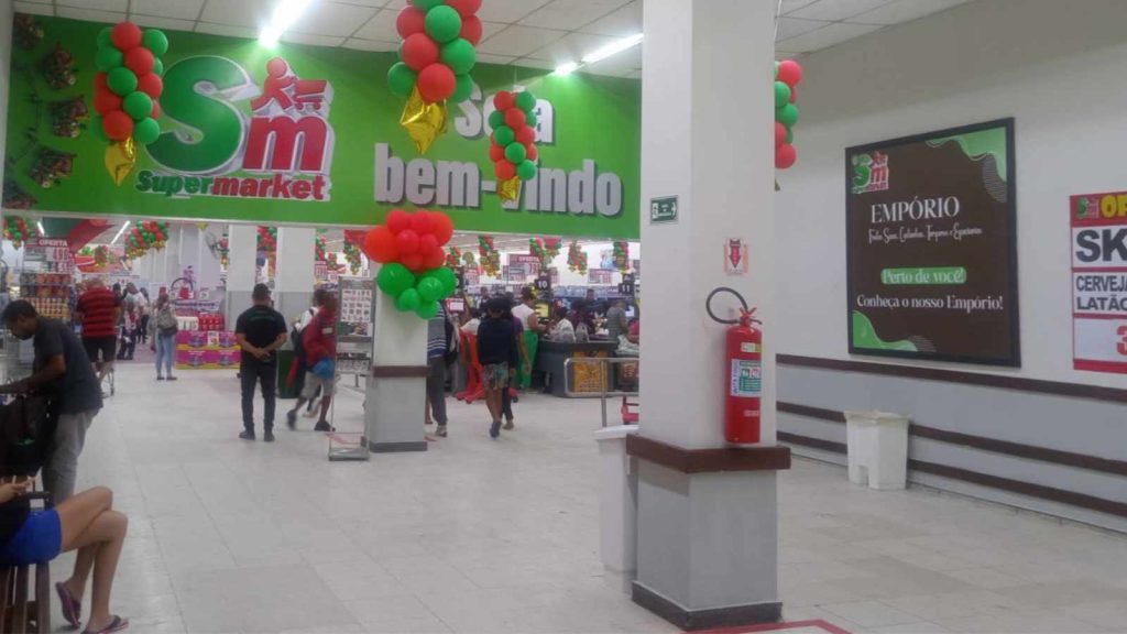 Rede Supermarket, Loja,