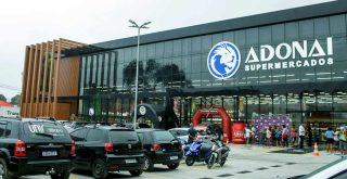 Adonai Supermercados, loja, estacionamento, carros, clientes,