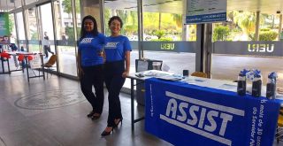 ASSIST Associação dos Servidores, funcionárias, stand,